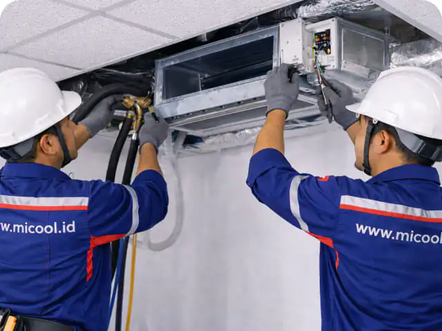 Pasang AC Split Duct 